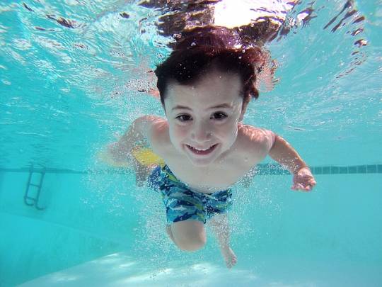 natacion infantil 2-3 años