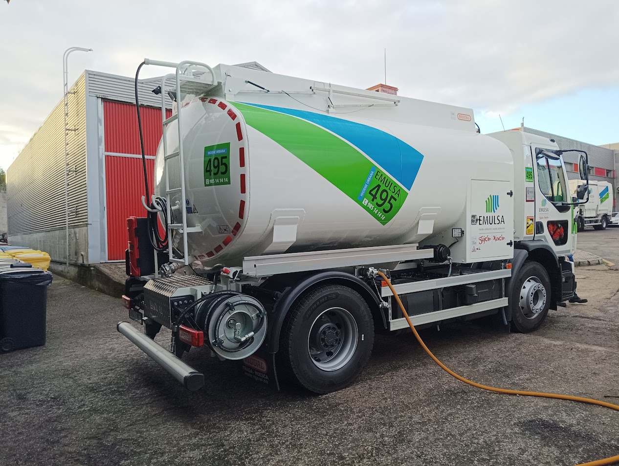 Equipo de riego y baldeo