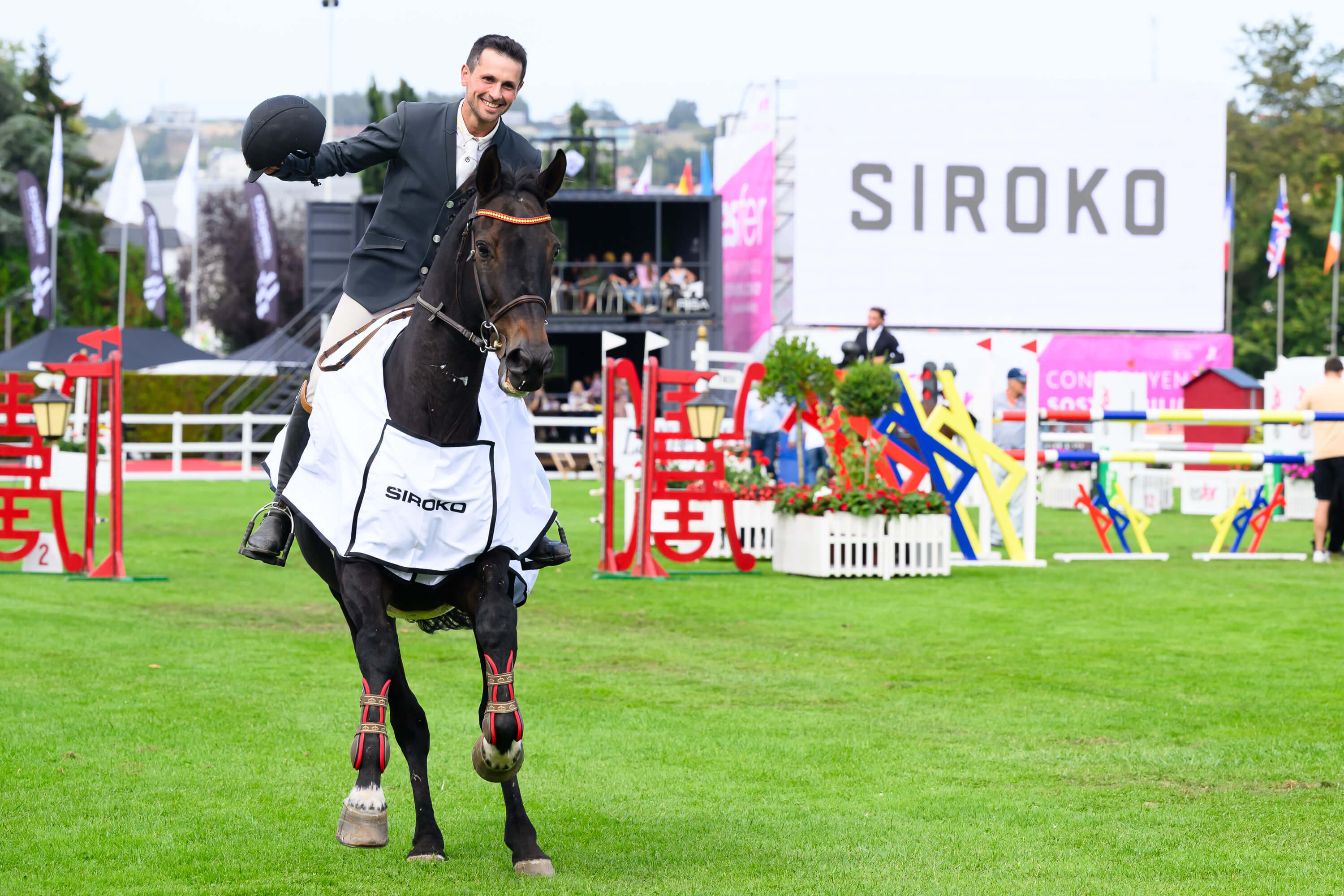 Gonzalo Menendez Menendez UTHOPE DE LA ROQUE prize giving Trofeo SIROKO