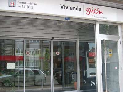 Fachada de la empresa de la vivienda de Gijón