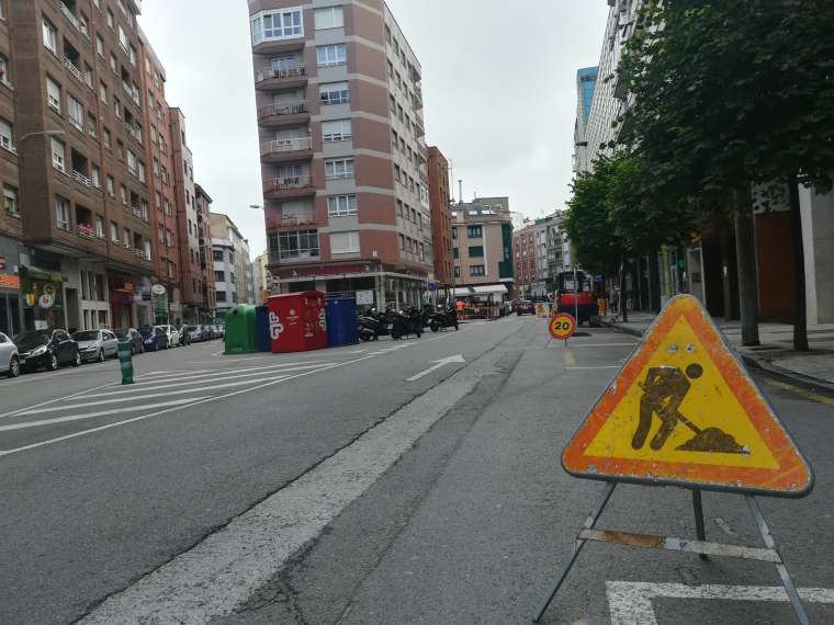 Obras de reforma integral en la calle Río de Oro. 