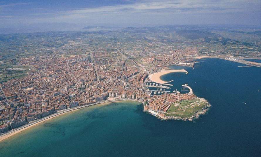 Gijón visto desde el aire