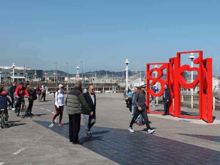 Letras de Gijón en el Puerto Deportivo