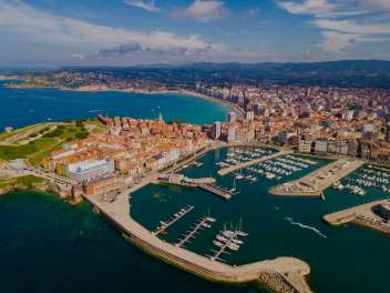 Vista aérea de Gijón