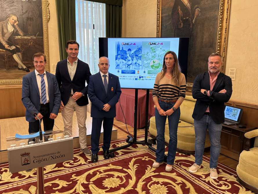 Autoridades en la presentación de la Liga Nacional Iberdrola