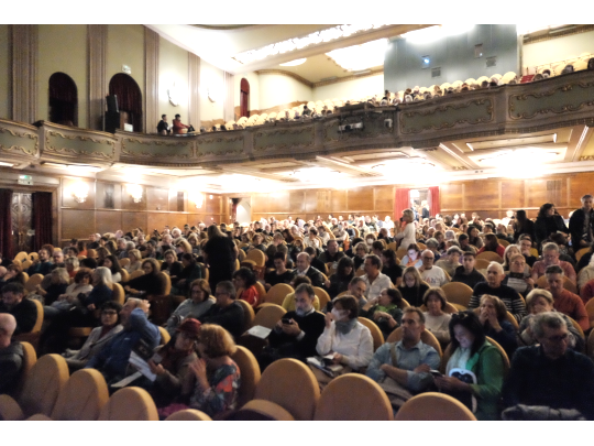 Público en el Teatro Jovellanos