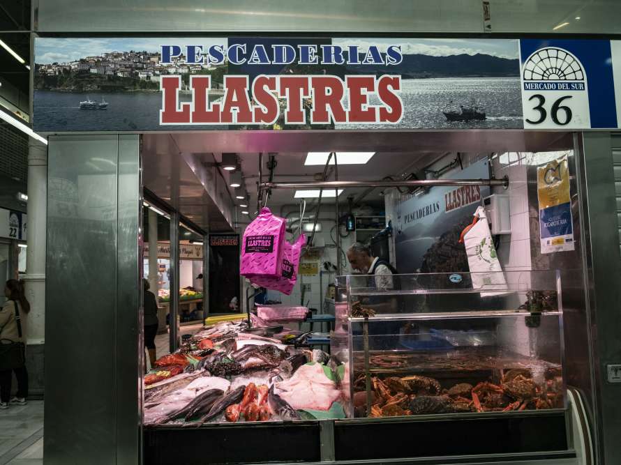 Pescados llastres local