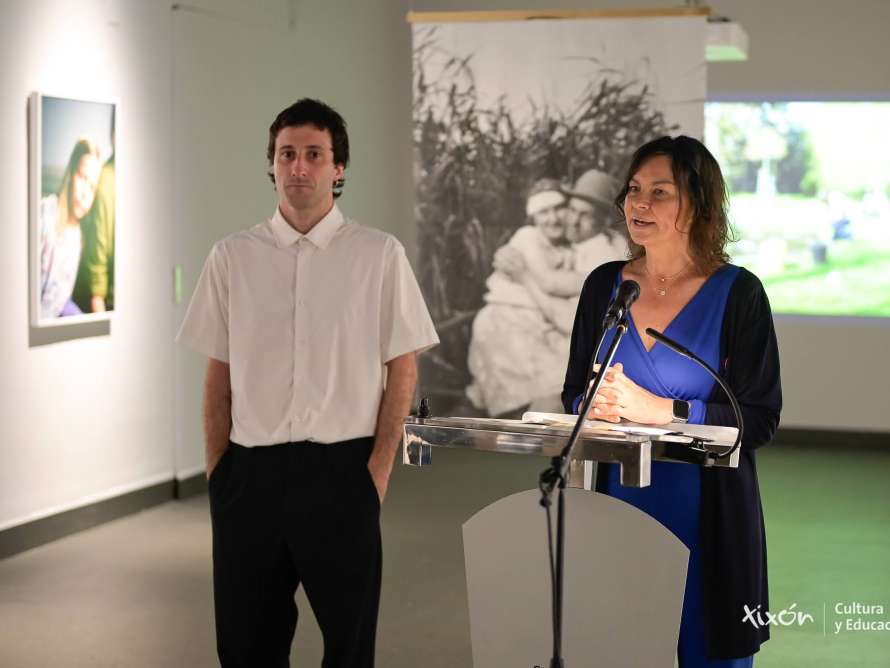 Exposición Andrés Solla - Un río sin puentes