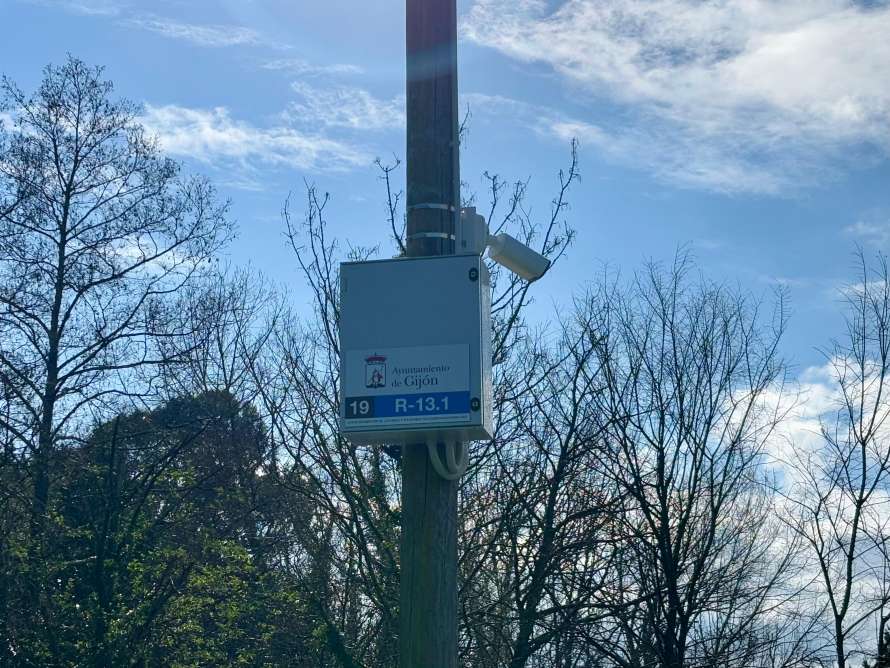 Cámara de seguridad en la zona rural