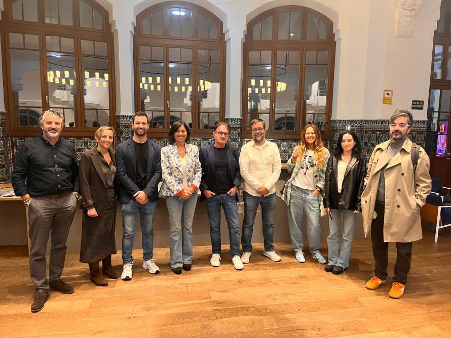 Jurado Premio María Elvira Muñiz