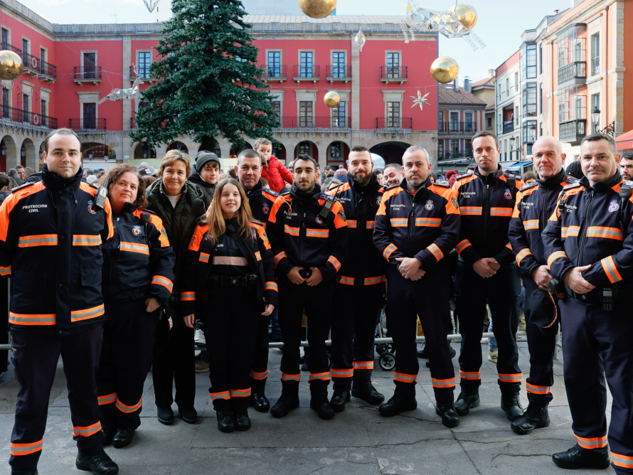 Álister Iglesias, el primero por la izquierda.