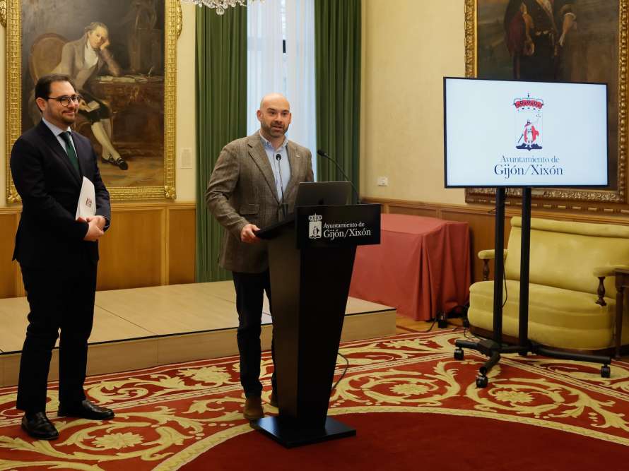 Jesús Martínez Salvador y Jaime Fernández-Paíno en la rueda de prensa tras la Junta de Gobierno