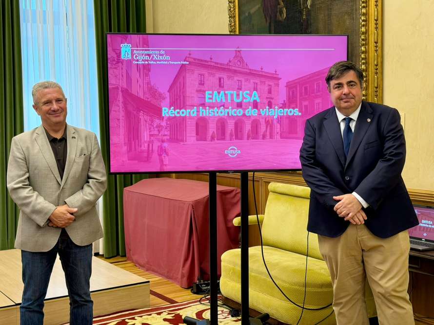 PRESENTACIÓN DEL RECORD DE VIAJEROS DE EMTUSA