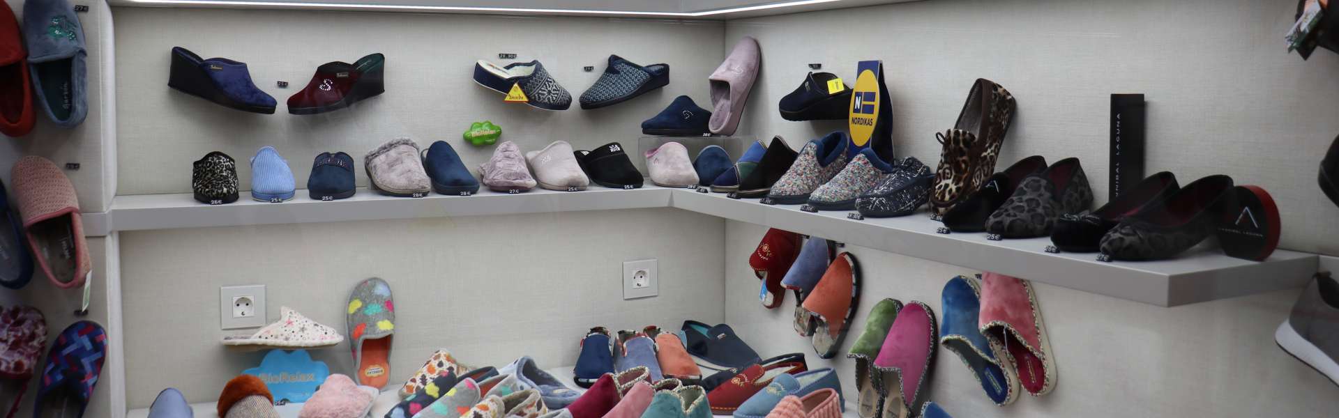 Zapatillería Llaneza