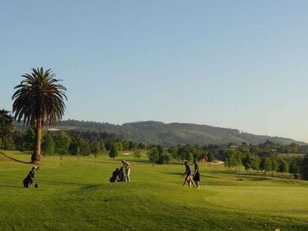 Vistas exteriores del campo de golf