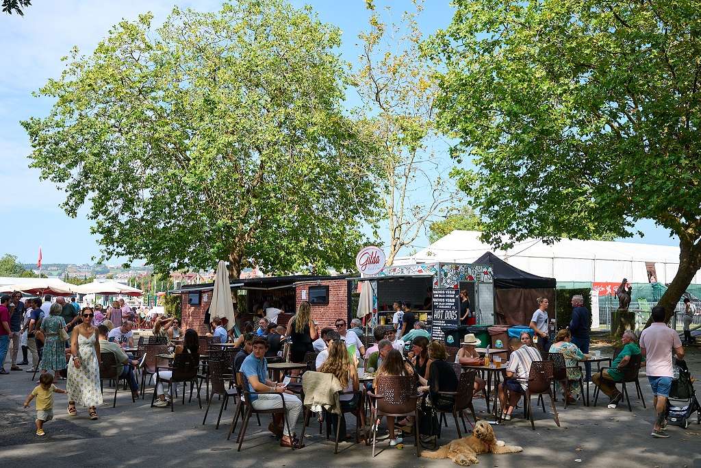 los locales de restauración del hipódromo de las mesetas