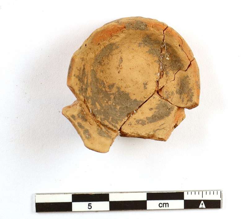Pieza de cerámica estudiada durante la fase 1 del Proyecto Campa