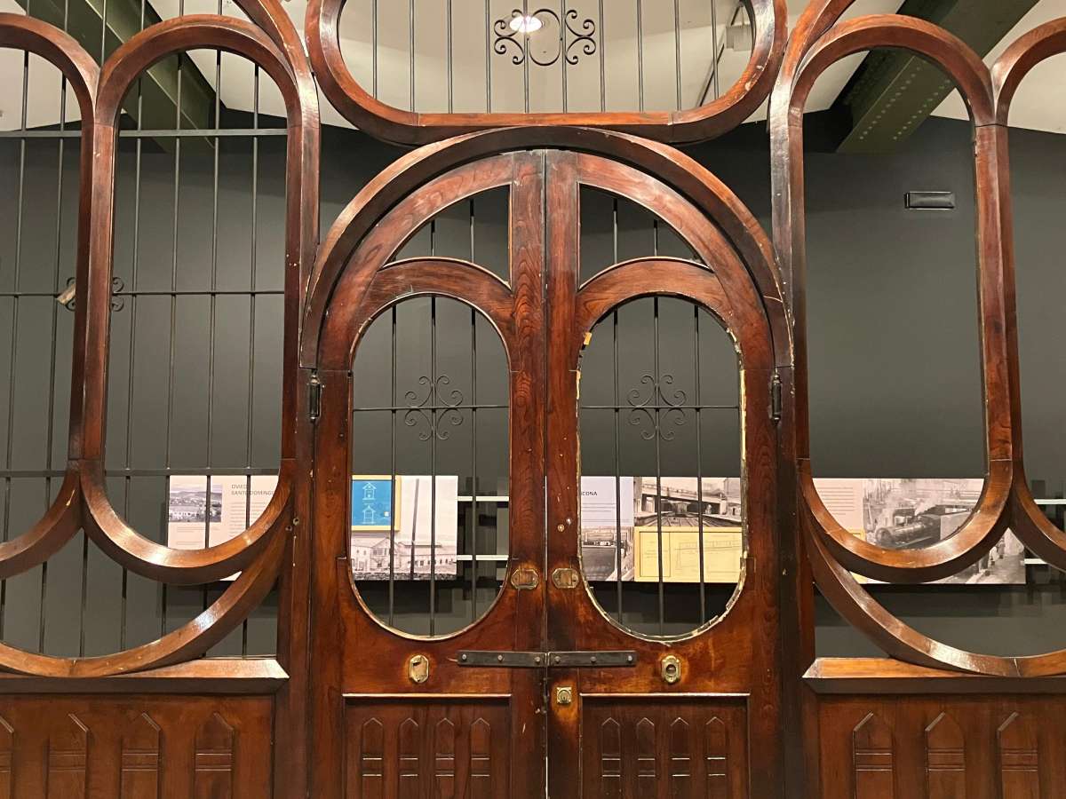 Exposición La estación del Vasco en Oviedo