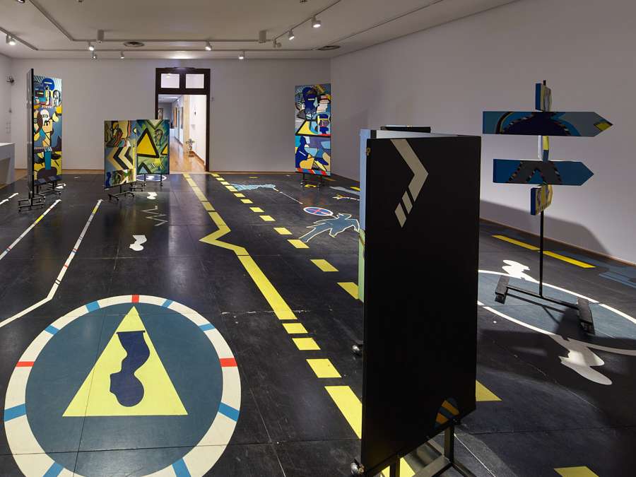 Exposición Juan Gomila - Cajas ambiente