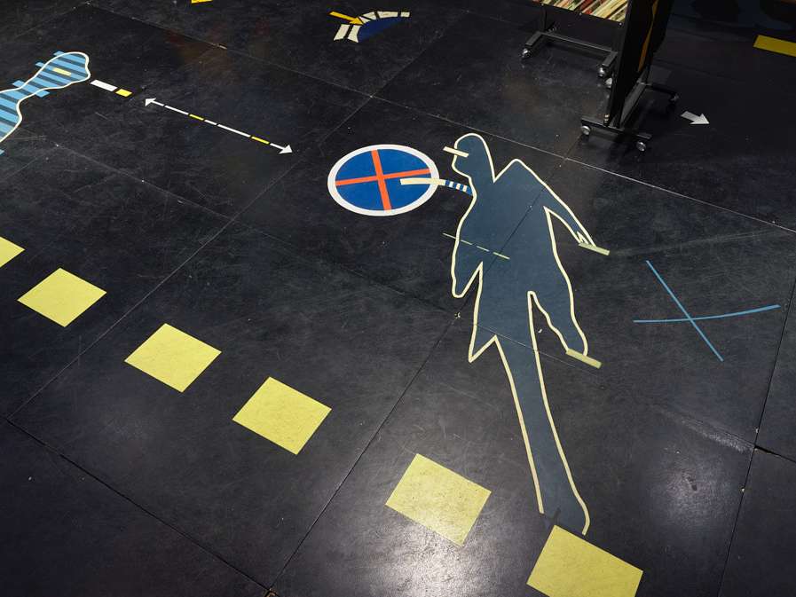 Exposición Juan Gomila - Cajas ambiente