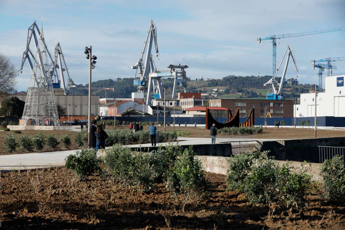 Apertura a la ciudadanía del paseo de Naval Azul